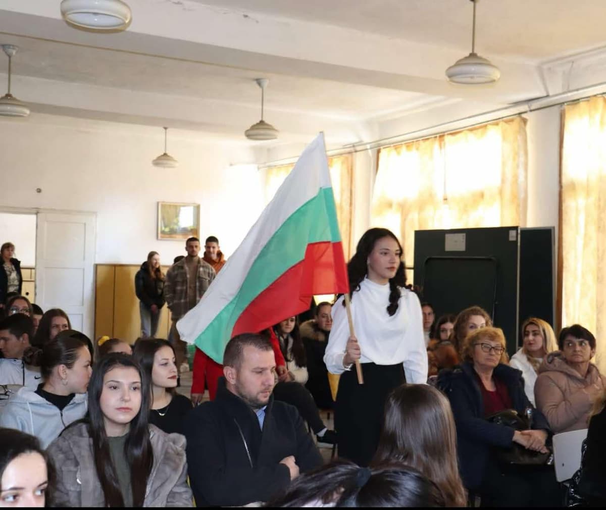 Професионална гимназия Никола Йонков Вапцаров